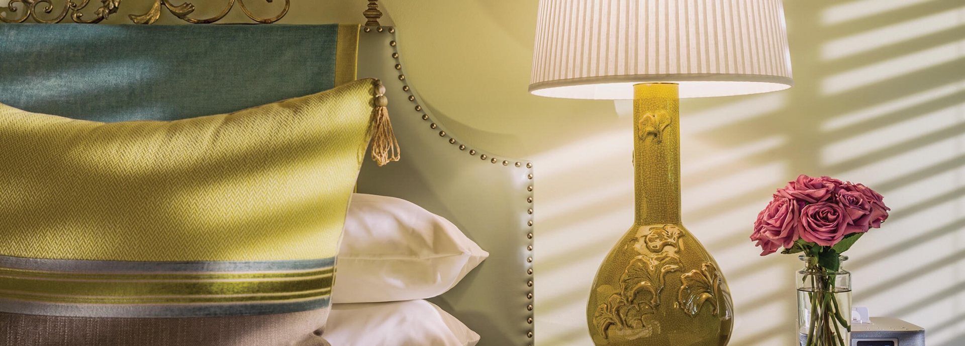 luxury garden bedside shot
