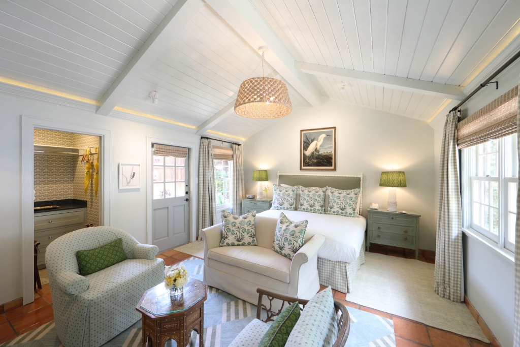 Accommodations in Lake Austin