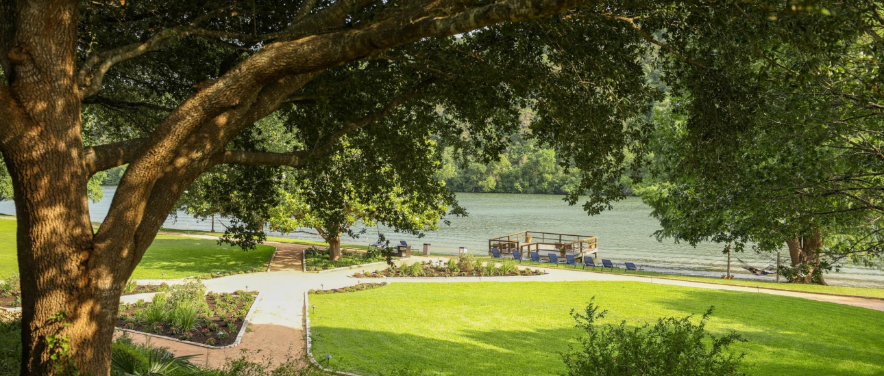 Strolling in the Lake Austin Spa Resort