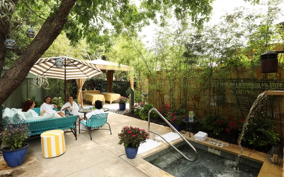 Group experience in Lake Austin Spa Resort