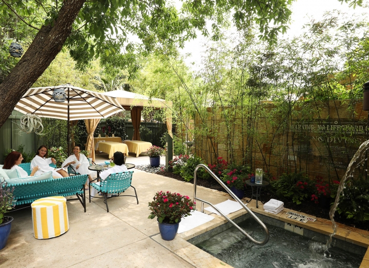 Group experience in Lake Austin Spa Resort