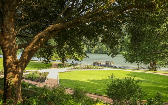 Park in the Lake Austin Spa Resort