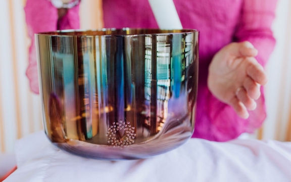 Crystal Bowl Sound Immersion