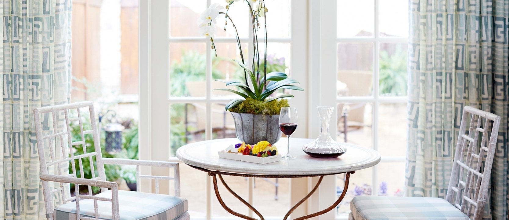 Living and co austin dining suite deals