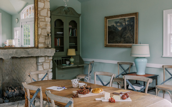 Tables and chairs are nicely arranged in the garden library