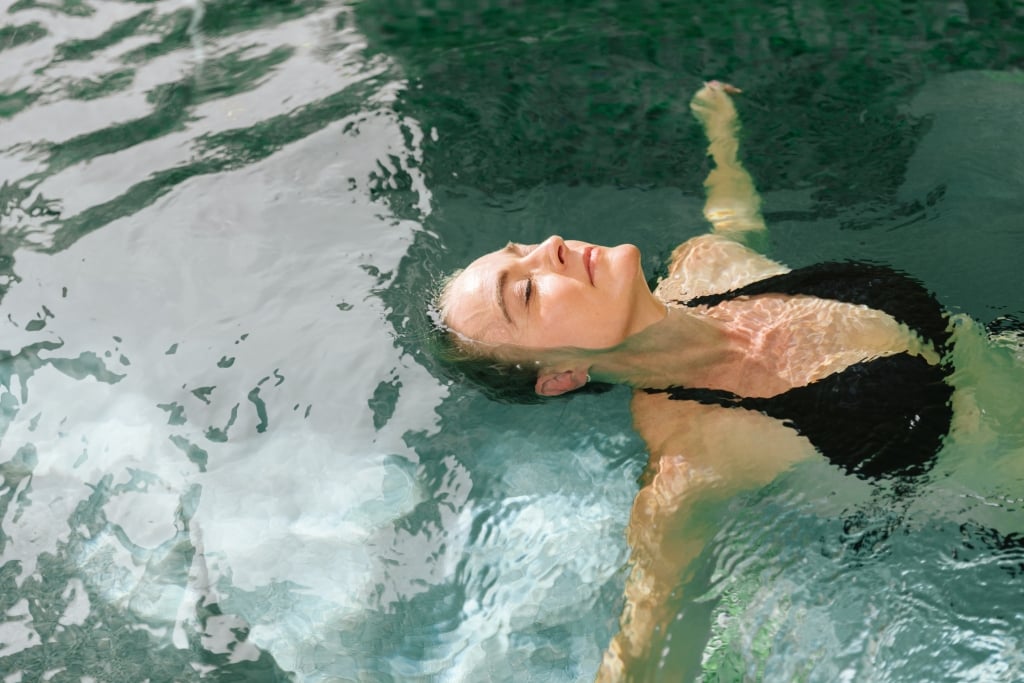 Floating meditation