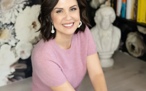 Wardrobe and Color Consultant Andrea Burroughs